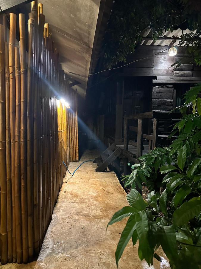 The Legend Homestay. * Mae Ai